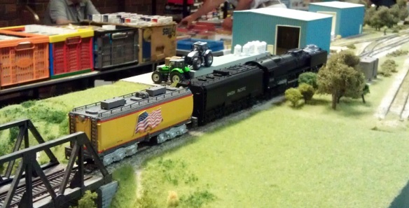 BR HO Modular Group With UP Tender - NMRA 2014 13