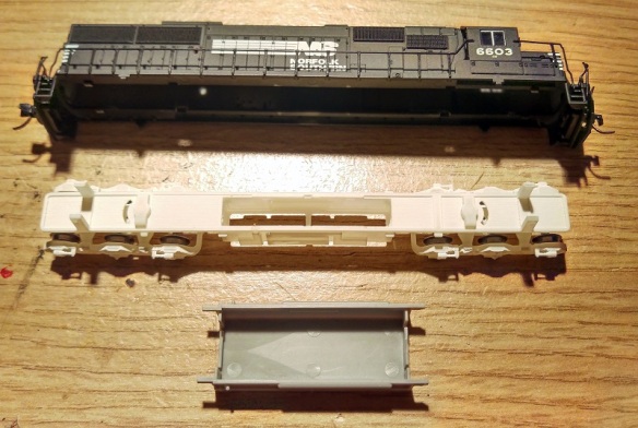 emd-sd50-dummy-chassis-8